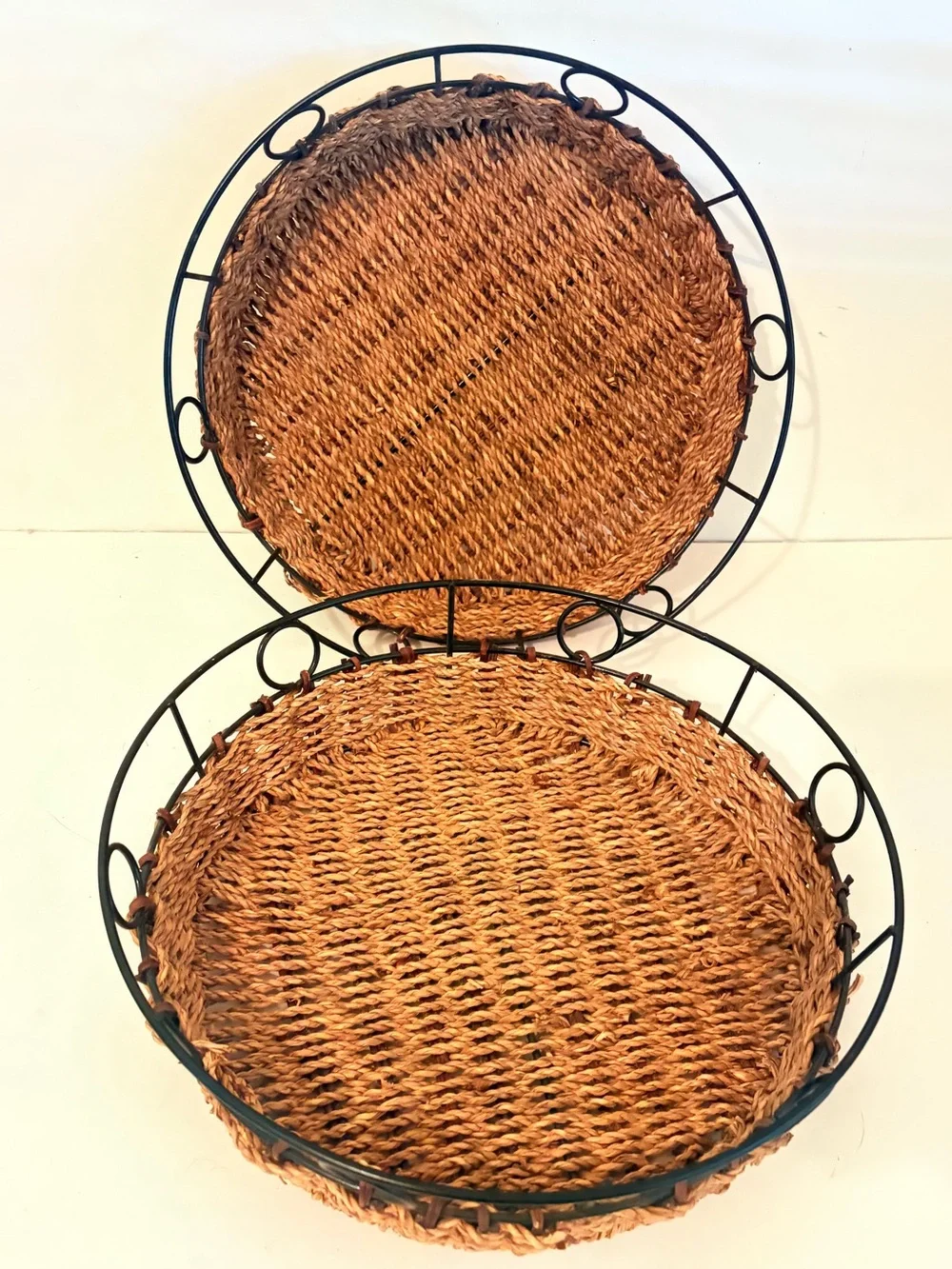 2 Woven Wicker Black Metal Frame Round Serving Display Basket Farmhouse Decor